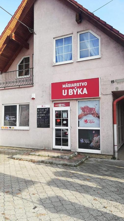 Apartmán Chiarita Nemsova Exterior foto